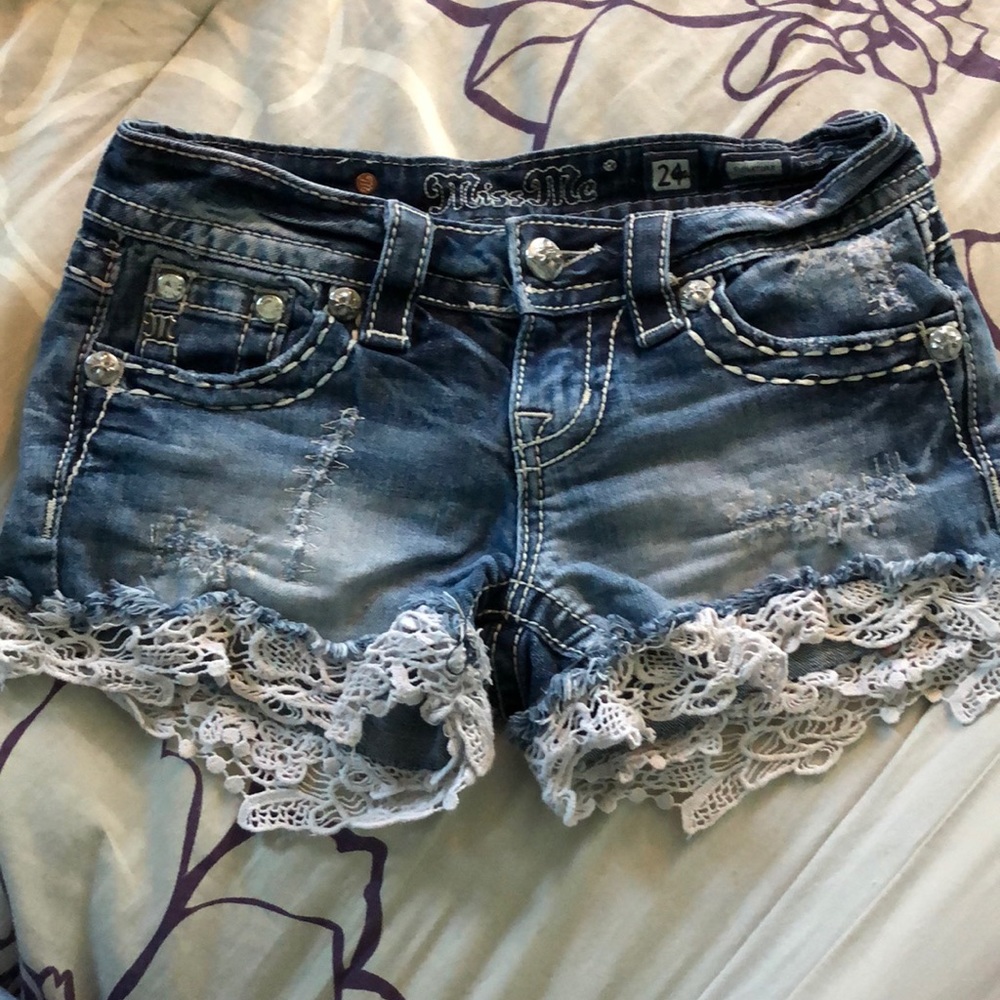 Ladies Miss Me shorts